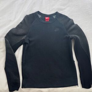 Nike Black Sweatshirt with Textured Sleeves